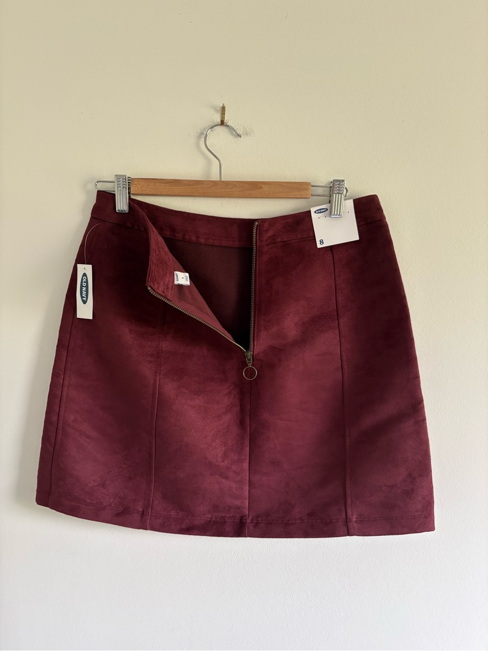 NWT Old Navy Faux Suede Pocket A-Line Mini Skirt - Deep Burgundy / Wine size 8 - Picture 3 of 3